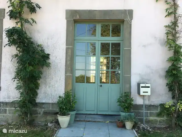 l'Ancienne Gare | France, Vosges, Monthureux-sur-Saône - maison de vacances L'entrée devant la gare.