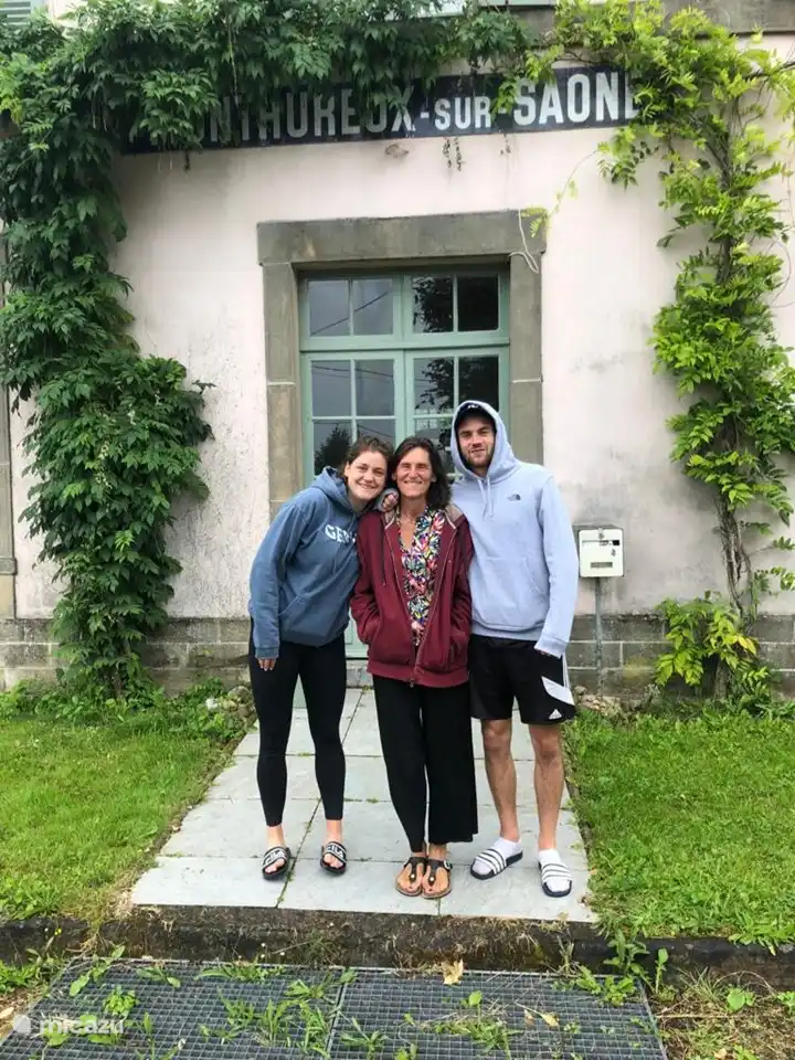 Rachel, samen met Tembe en Midas