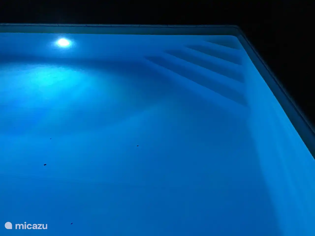 Schritte, um den Pool sicher zu betreten.