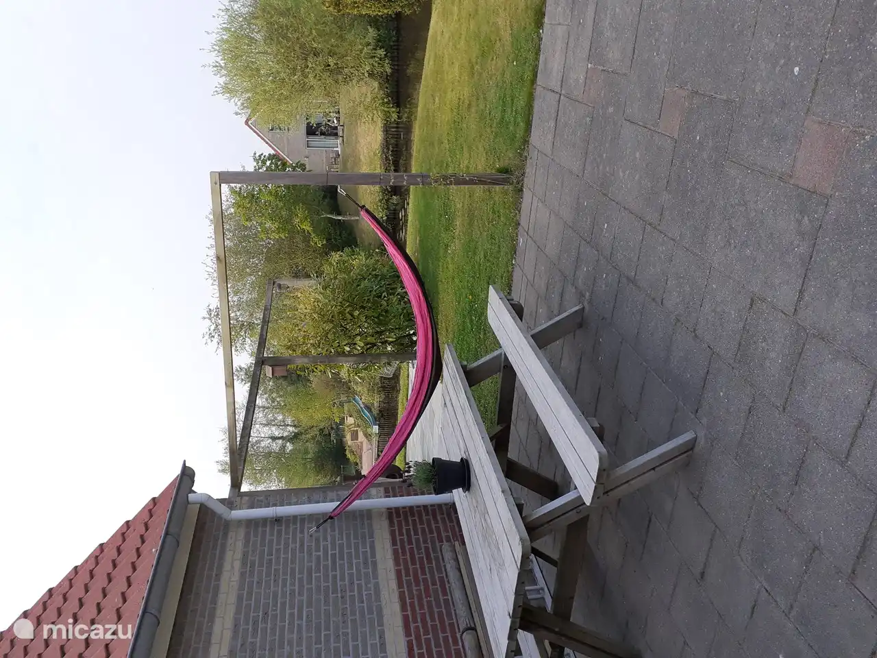 Entspannen Sie sich in der Hängematte.