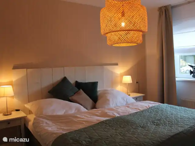 Strand Genot | Pays-Bas, Hollande du Nord, Julianadorp aan Zee - appartement Un joli lit pour 2 personnes.