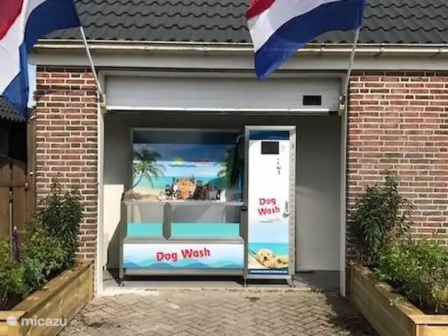 bungalow huren in Nederland, Noord-Holland, Julianadorp aan Zee – Zeester 73 Julianadorp aan Zee De Dog Wash. Ideaal na een dag strand met de hond, of gewoon voor de verwennerij.