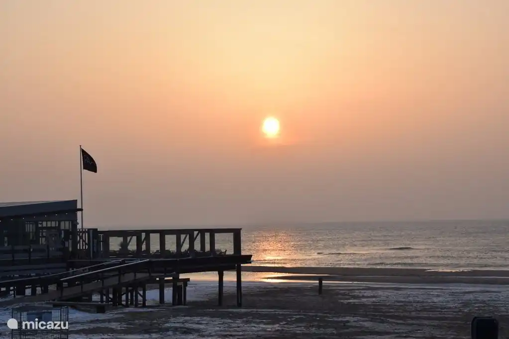 Tente de plage Paal 6 sur la plage de Julianadorp