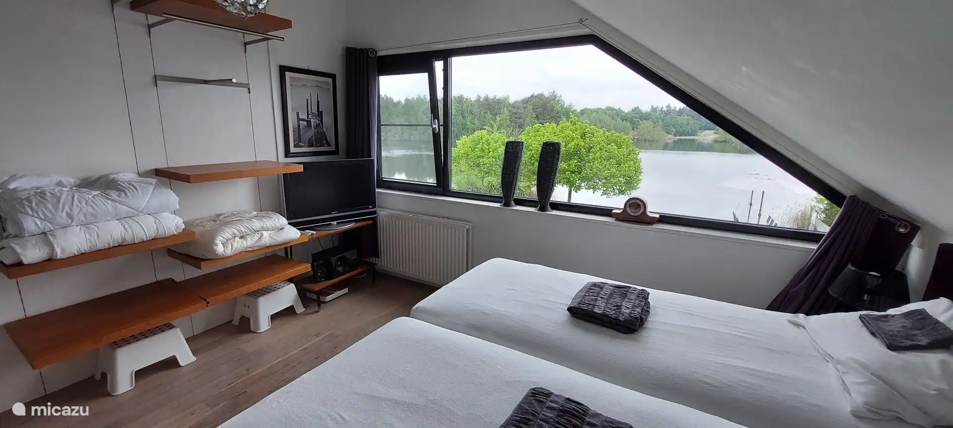 armoires ouvertes flexibles pour ranger les vêtements