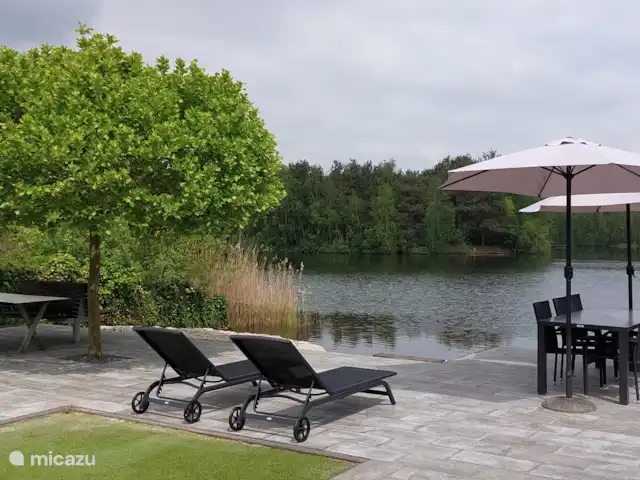 Casa de vacaciones Twente en Países Bajos, Overijssel, Westerhaar - villa Terraza con vistas al agua.