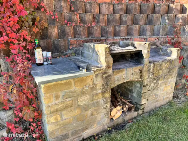 Nel Vigneto huren in Italië, Piëmont, Canelli - vakantiehuis BBQ en lavasteen.