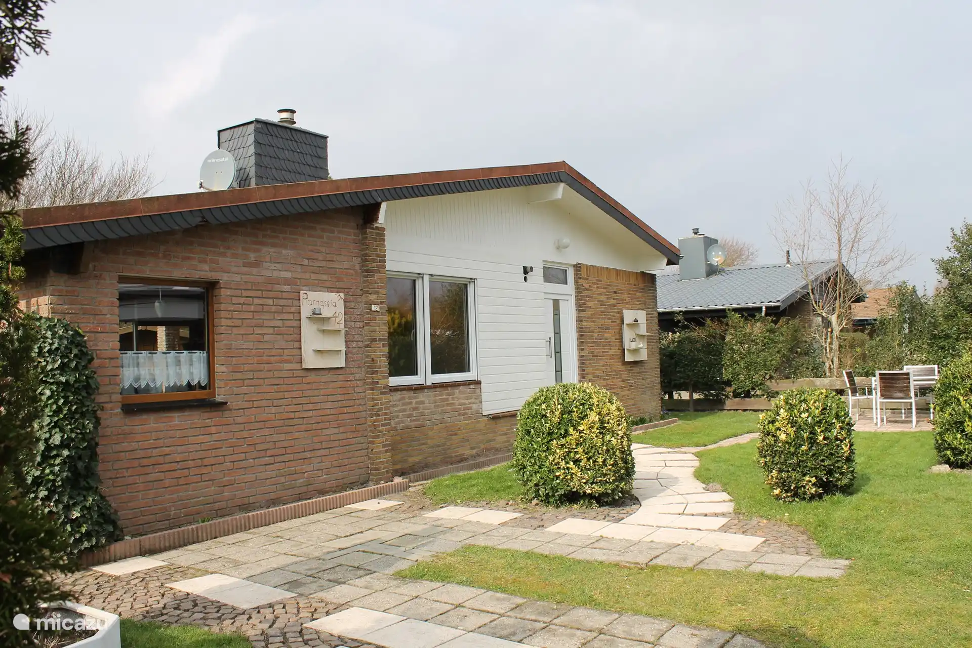 Schön gepflegter Vorgarten