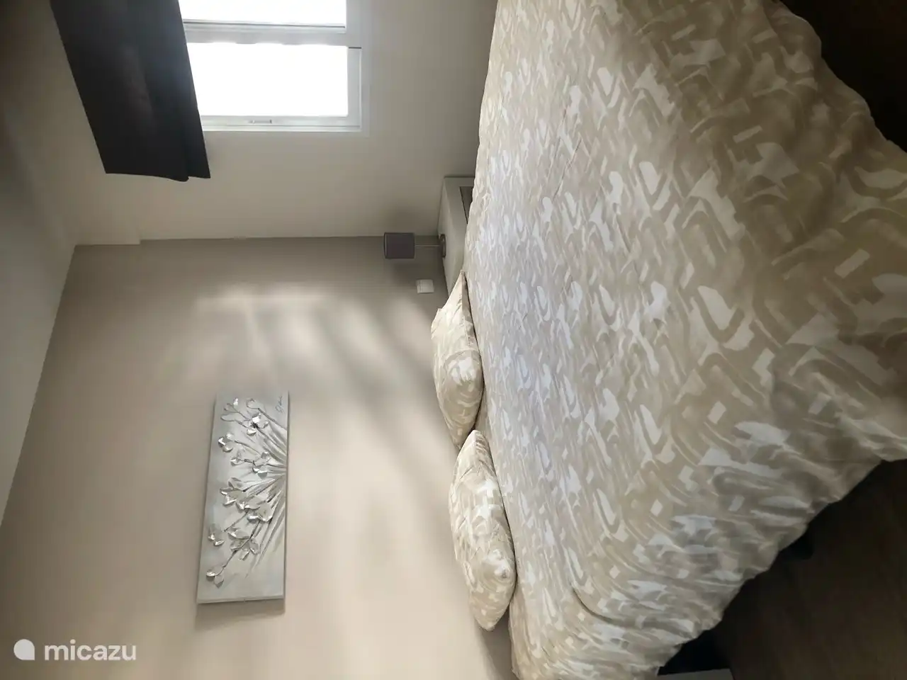 Chambre parentale avec lit 180 x 200 avec climatisation