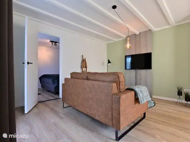 Maison de vacances Stoer | Pays-Bas, Limbourg, Valkenburg - appartement Asseyez-vous confortablement pendant que l'autre se retire dans la chambre ou passe du temps dans le jardin.
