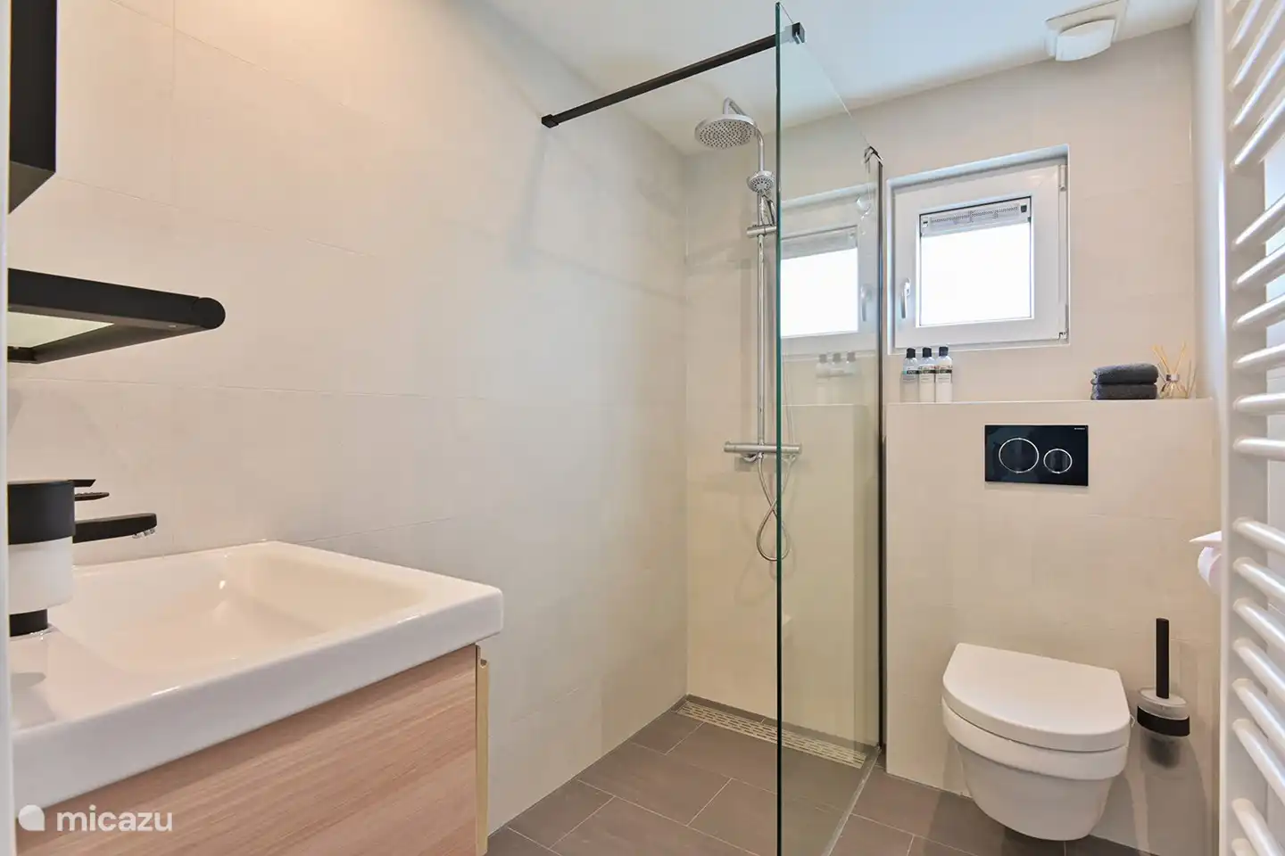 Fresh and fruity out of the bathroom after a shower