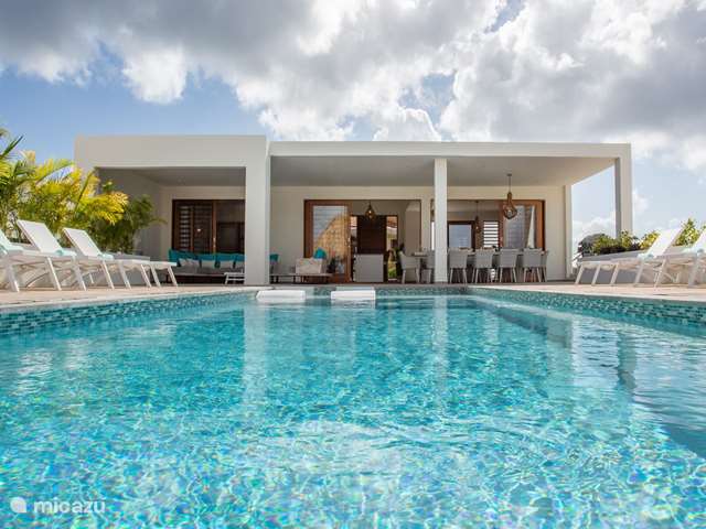 Vakantiehuis Curaçao, Curacao-Midden, Bottelier - villa Nieuwe luxe Villa te Vista Royal.