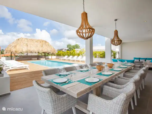 Incroyable villa de luxe à Vista Royal. | Curaçao, Banda Ariba (est), Vista Royal - villa Du porche, vous pouvez marcher directement jusqu’à la piscine !