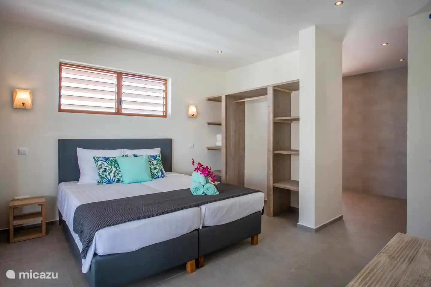 La chambre principale.