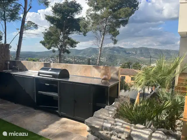Villa Vicente | Espagne, Barcelone, Canyelles - villa Cuisine extérieure