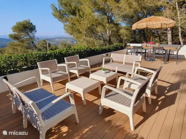 Villa Vicente | Espagne, Barcelone, Canyelles - villa Toit-terrasse à l’avant
