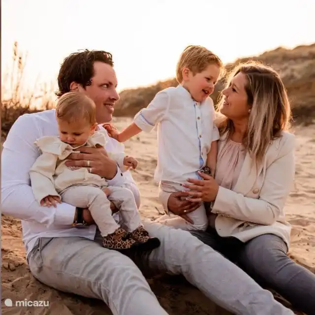 Wendy, Melvin, Sem & Ivy