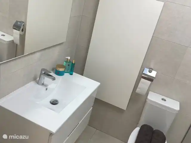 Villa Surte en España, Costa Blanca, Pilar de la Horadada - bungaló Baño número uno.