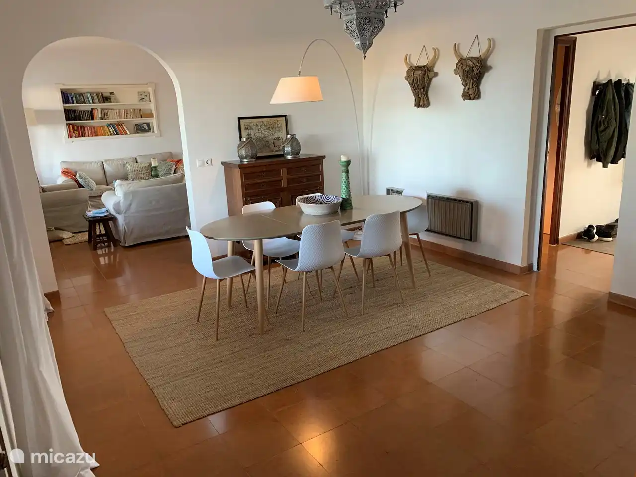 Dining room, dining table extendable for 6 persons or more intimate round for 2-4 persons