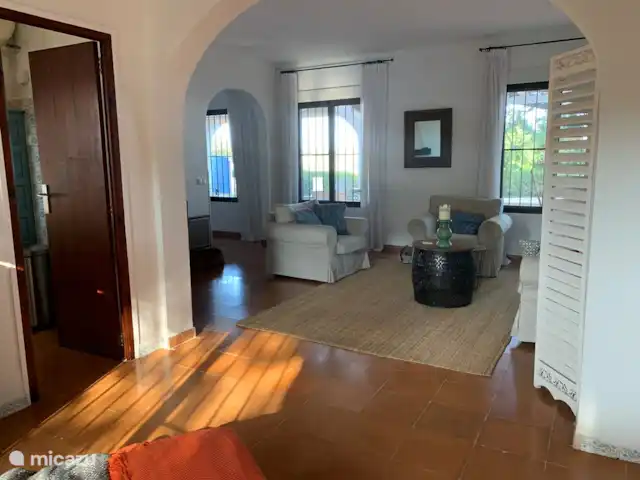 Villa Bertil en España, Costa Blanca, Benissa - villa Vivir visto desde el lado del jardín