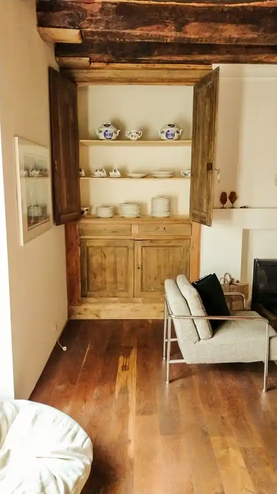 Schönes französisches Geschirr