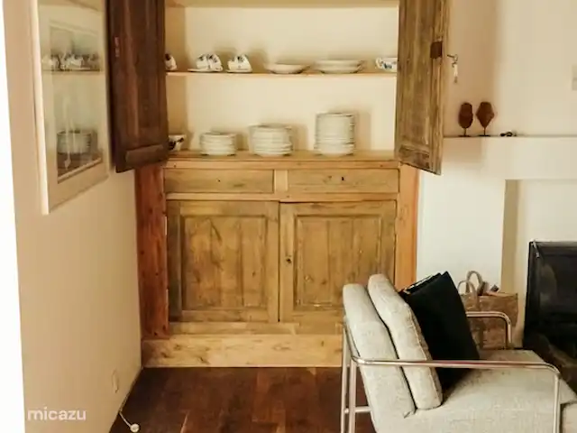 Casa Lavaud Jacquot en Francia, Dordoña, Payzac - casa vacacional hermosa vajilla francesa