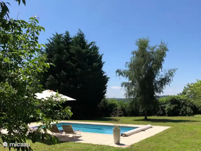 Casa Lavaud Jacquot en Francia, Dordoña, Payzac - casa vacacional Preciosa piscina