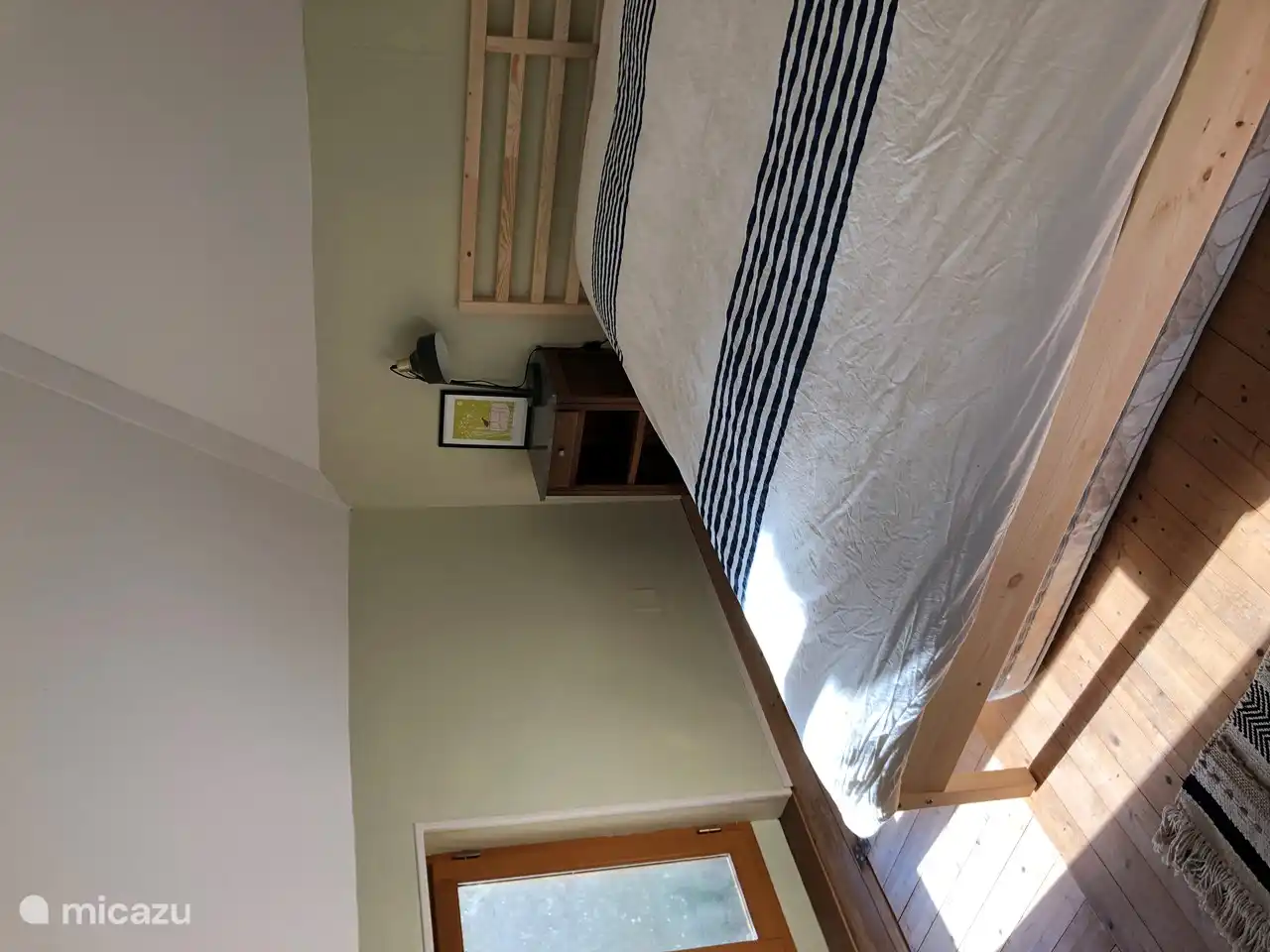 Schlafzimmer mit Doppelbett (1,60 - 2,00) im Taubenschlag - im ersten Stock.