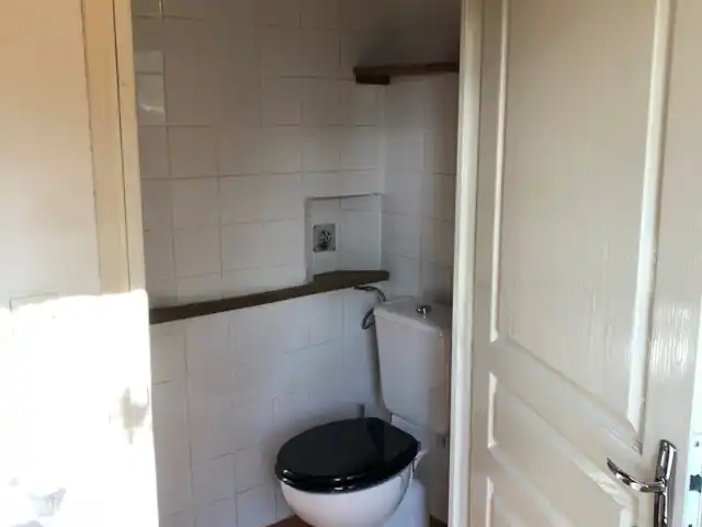 Casa Lavaud Jacquot en Francia, Dordoña, Payzac - casa vacacional Ducha + WC en el Palomar