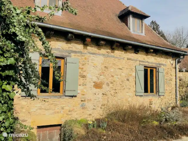 Casa Lavaud Jacquot en Francia, Dordoña, Payzac - casa vacacional La casa desde la carretera