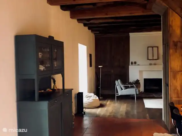 Casa Lavaud Jacquot en Francia, Dordoña, Payzac - casa vacacional Vista desde la cocina abierta