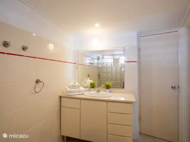 Piscadera Bay Resort 21 en Curazao, Curazao Centro, Piscadera - bungaló Baño