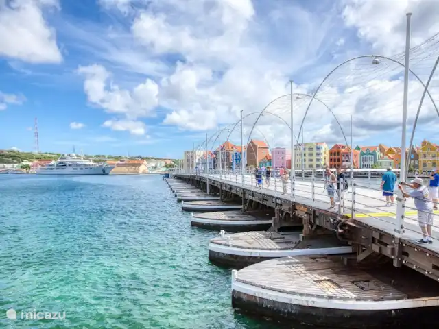 Piscadera Bay Resort 24 | Curaçao, Curaçao-Centre, Piscadera - bungalow Pont flottant