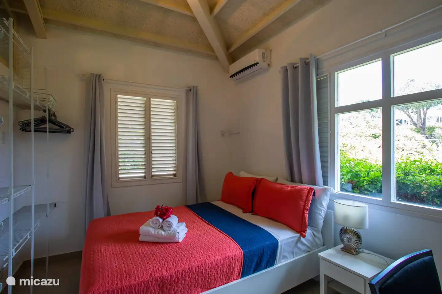 Schlafzimmer mit Klimaanlage