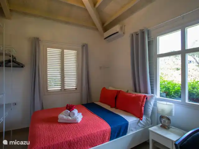 Villa Bougainville | Curaçao, Curaçao-Centre, Piscadera - bungalow Chambre climatisée
