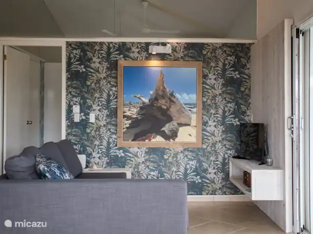 Villa Perla Blou | Curaçao, Curaçao-Centre, Piscadera - bungalow Salon avec smart TV et multimédia