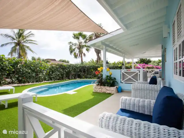 Villa Perla Blou | Curaçao, Curaçao-Centre, Piscadera - bungalow S'asseoir à l'ombre