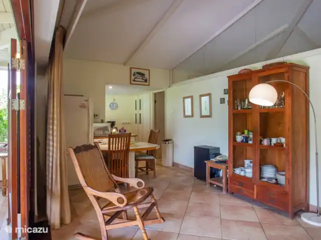 Piscadera Bay Resort 93 | Curaçao, Curaçao-Centre, Piscadera - bungalow Séjour avec cuisine ouverte