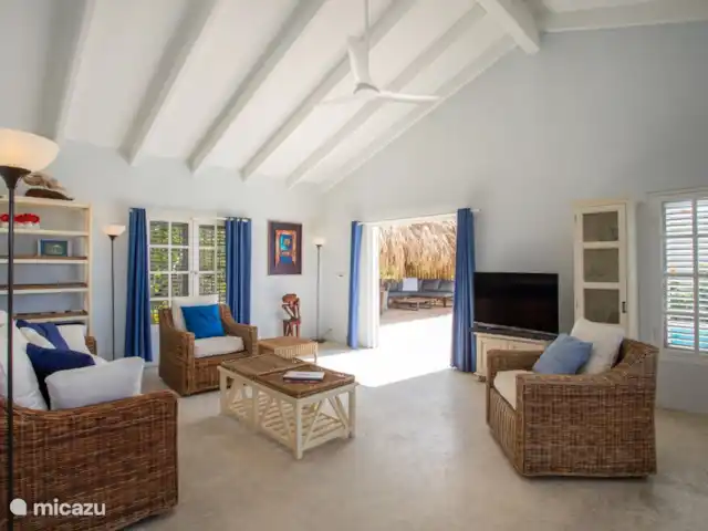 Piscadera Bay Resort 102 | Curaçao, Curaçao-Centre, Piscadera - bungalow salon avec télévision connectée