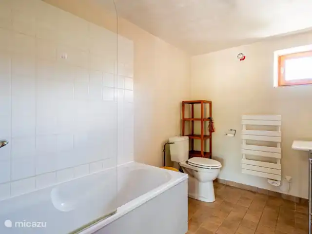 Mandarré | France, Lot-et-Garonne, Massels - maison de vacances salle de bain avec baignoire