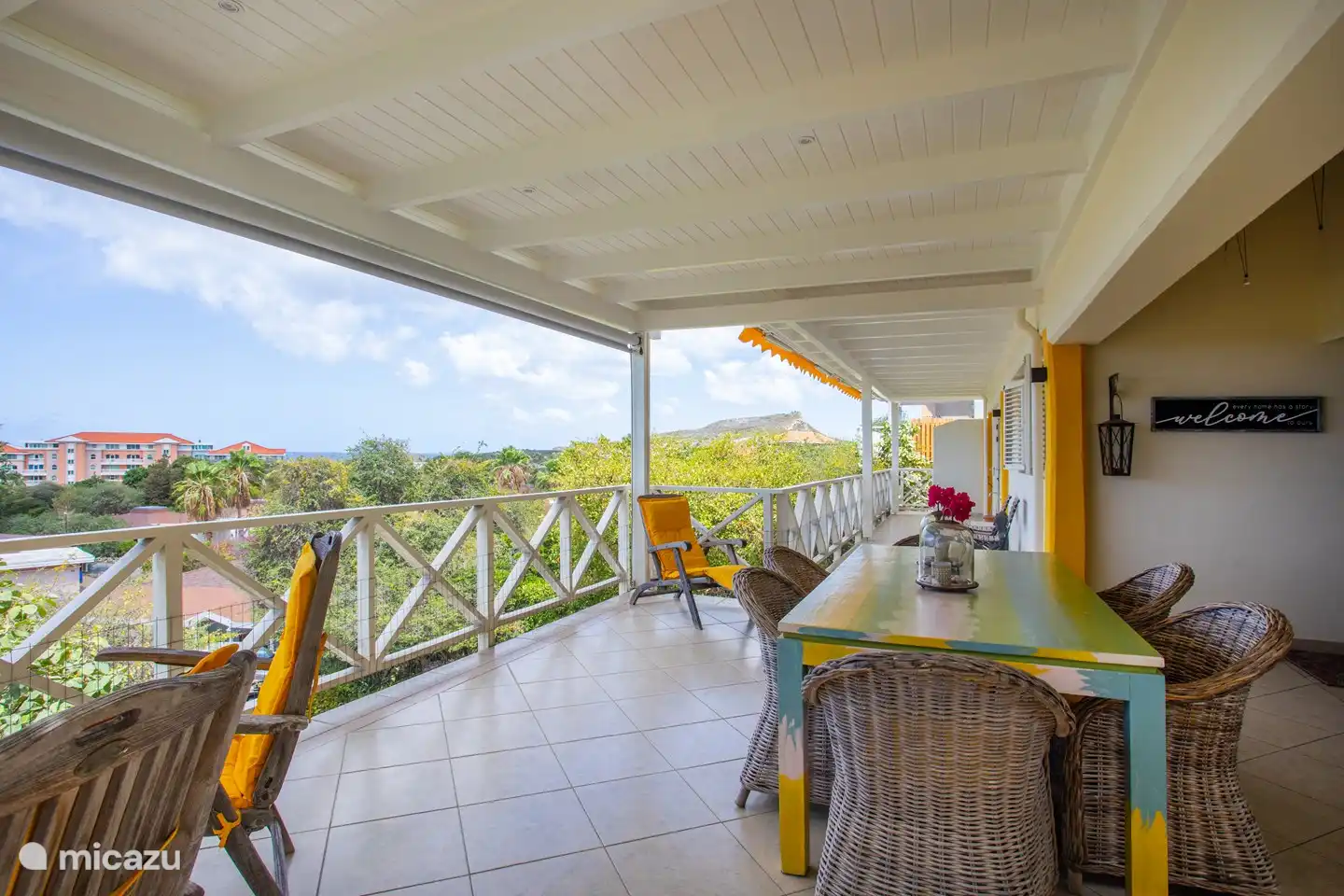 Vue du balcon avec l'Evertzberg en arrière-plan