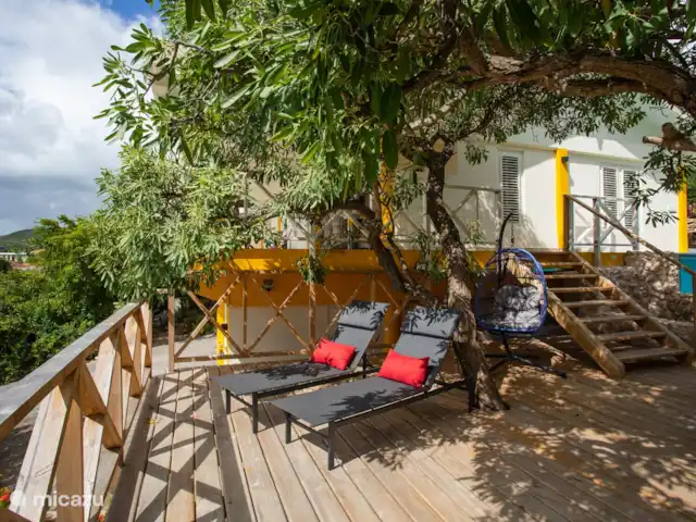 Villa Dol Fine Maison | Curaçao, Curaçao-Centre, Piscadera - bungalow Terrasse ombragée avec transats