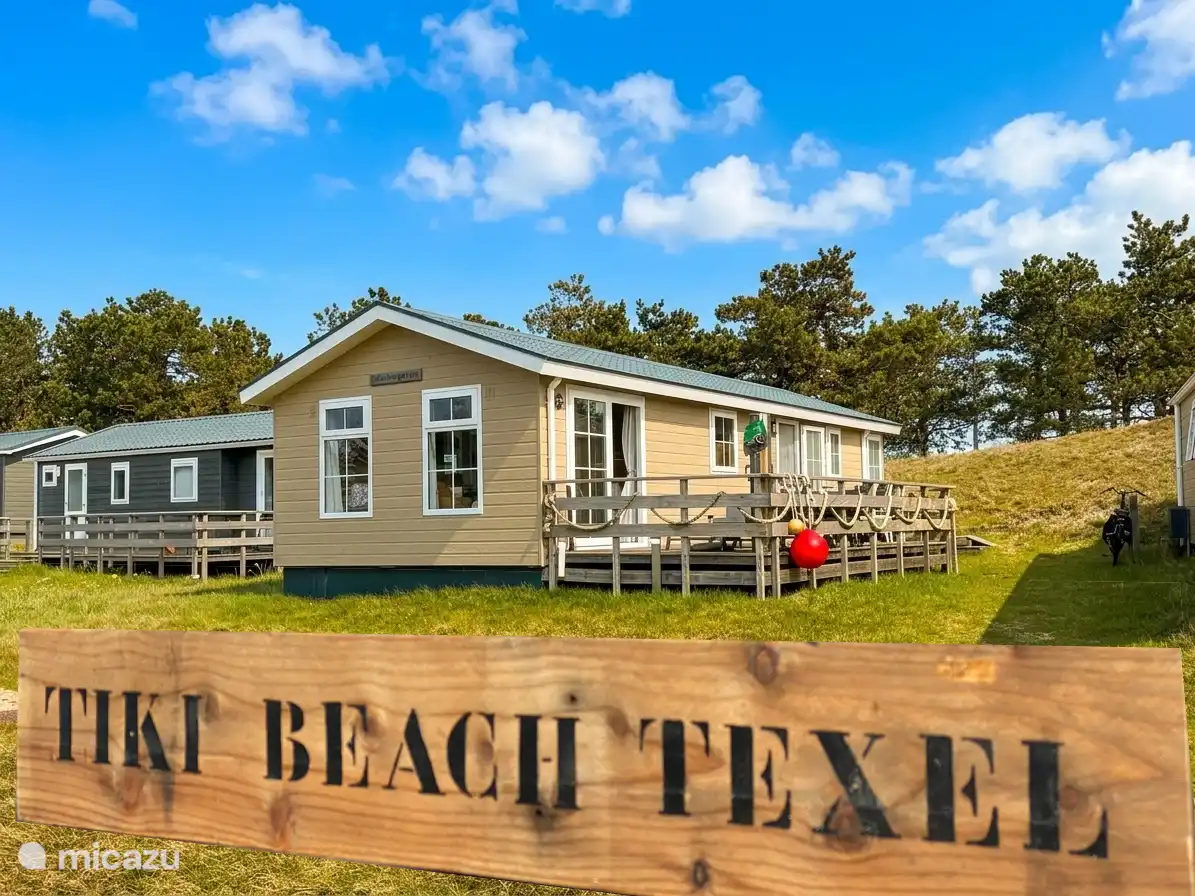 chalet, Oudesluis, Hollande du Nord, Pays-Bas - Tiki Beach Texel