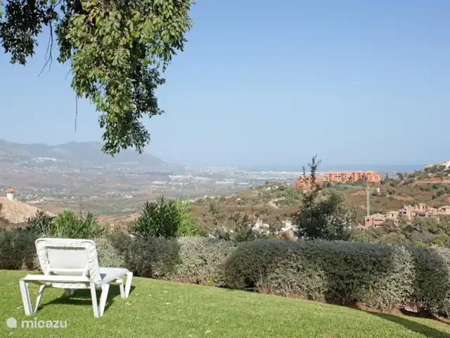 appartement huren in Spanje, Andalusië, Ojén – Jacarandas de Elviria Zona piscina y  vistas