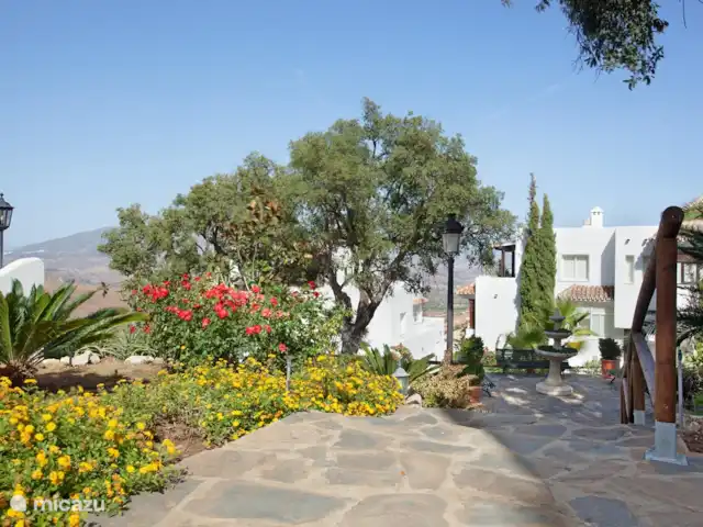 appartement huren in Spanje, Andalusië, Ojén – Jacarandas de Elviria Jardín comunitario