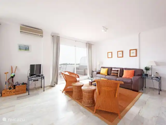appartement huren in Spanje, Andalusië, Ojén – Jacarandas de Elviria Salón
