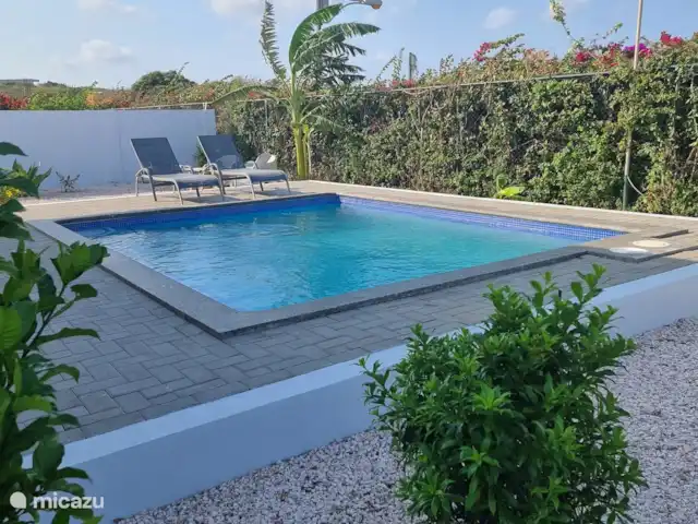 Casa de Kooijman en Curazao, Bandabou (oeste), Fontein - villa Precioso en la piscina
