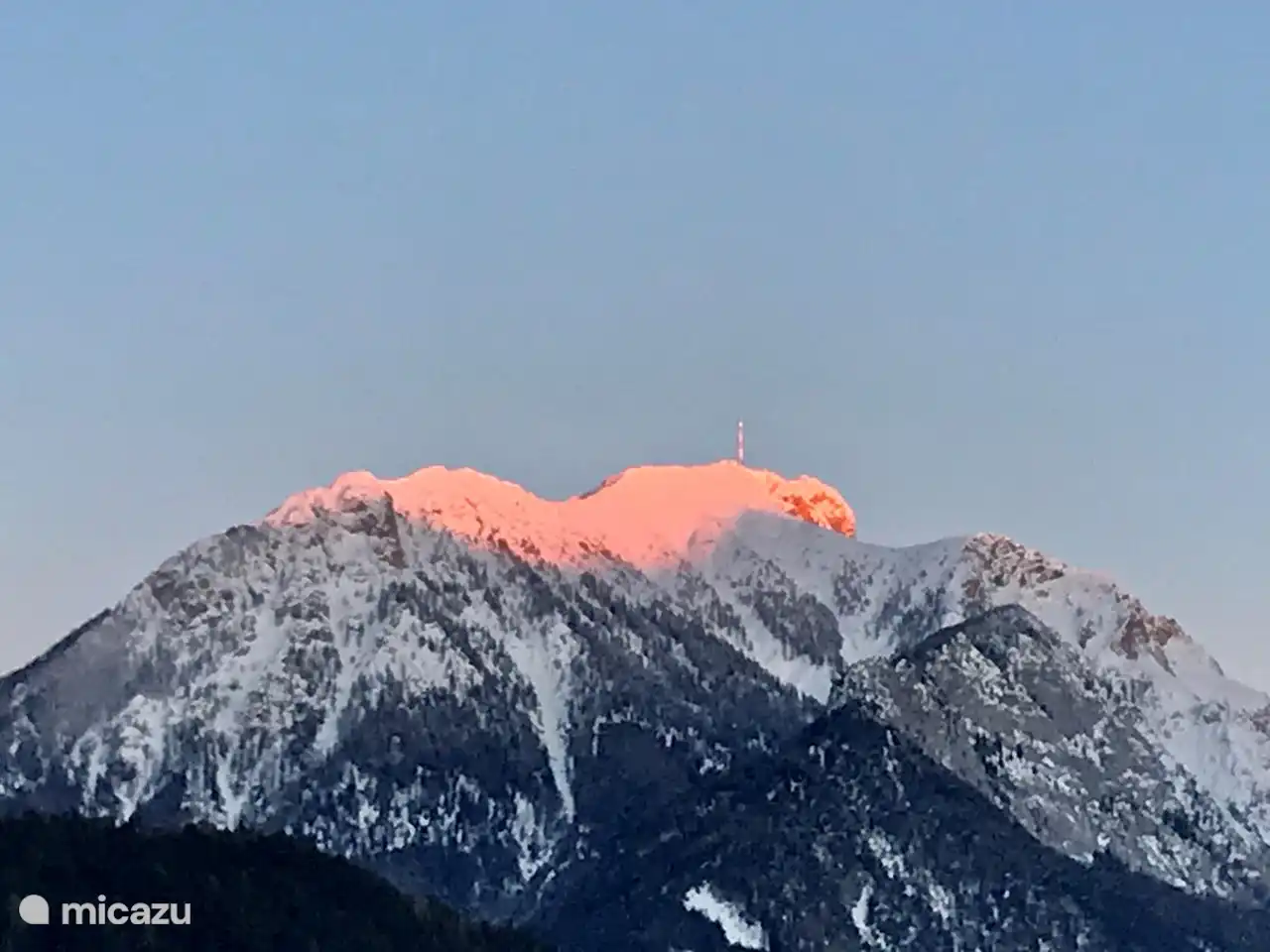 Coucher de soleil encore rose sur le Dobratsch
