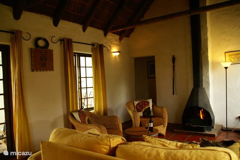 Vakantiehuis Zuid-Afrika, Kaapstad (West-Kaap), Paarl Chalet MooiBly Huis met Rieten Dak