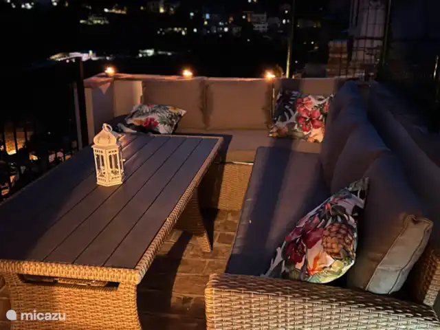 Casa Di Tonno en Italia, Abruzos, Loreto Aprutino - casa vacacional Terraza por la noche