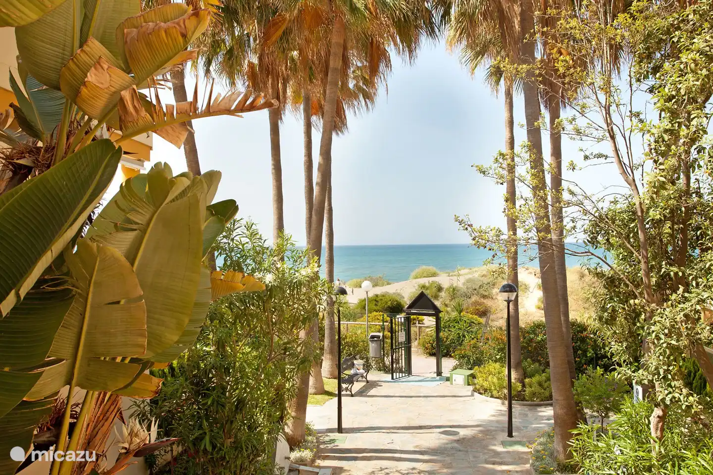 Zona de urbanizaci&#243;n